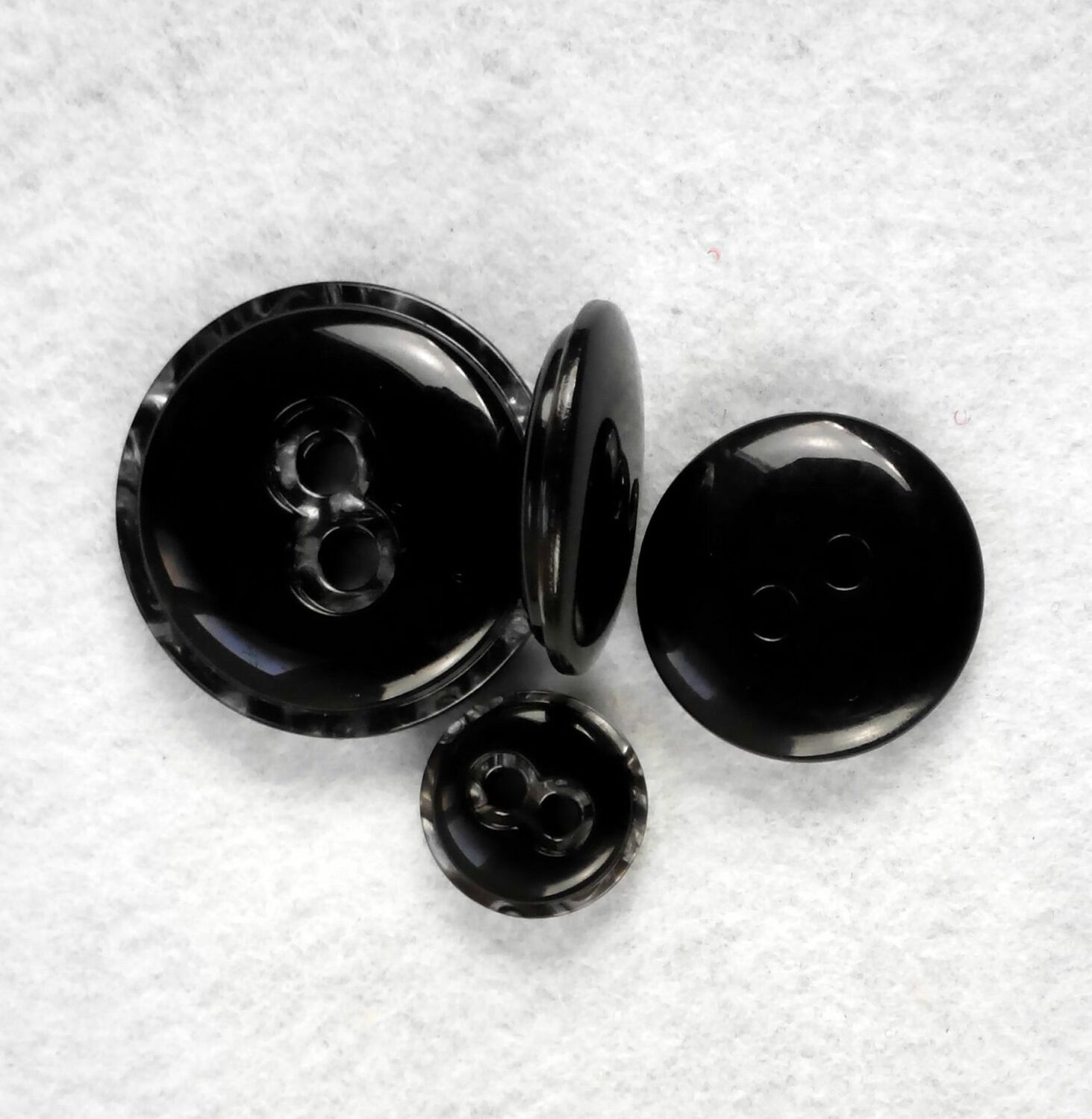 Bellissimo bottone in resina a due componenti