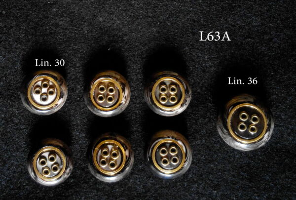 Set di 6 o 7 bottoni vintage anni 60 (art L63a/b)