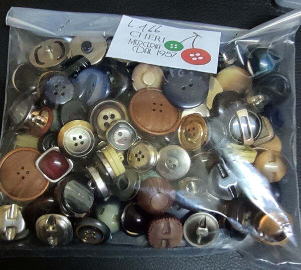 50 coppie, 100 bottoni vintage anni 60 70 80
